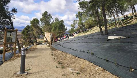 Artajona acondiciona un espacio ambiental en la ladera sur del Cerco