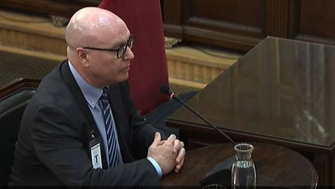 Puigdemont rechazó dos veces desconvocar el 1-O a petición de los Mossos