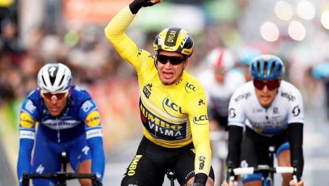 Groenewegen hace doblete en un día de abanicos y refuerza el liderato