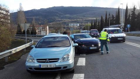 Colisión de dos vehículos cerca de Aizoain, sin heridos