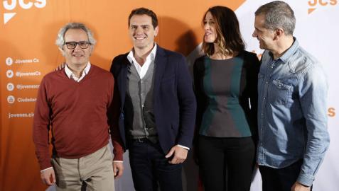 Pérez-Nievas optará a encabezar la lista al Parlamento de Navarra Pérez-Nievas optará a encabezar la lista al Parlamento de Navarra