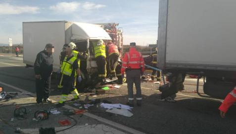 Un conductor herido en un accidente de tráfico en la N-121, en Caparroso