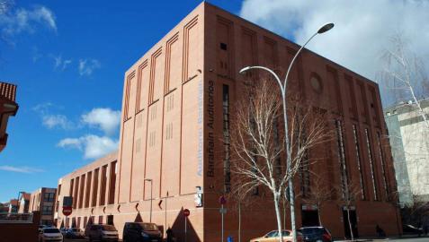 Alertan de dos contratos irregulares en Auditorio Barañáin