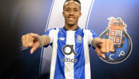 El central del Oporto Éder Militão, primer fichaje del Real Madrid para la próxima temporada