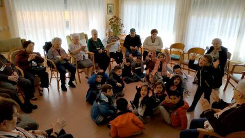 Aprendiendo con los mayores y de ellos