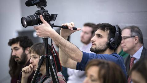 La falta de recursos en la pública o Skolae preocupan a los lectores