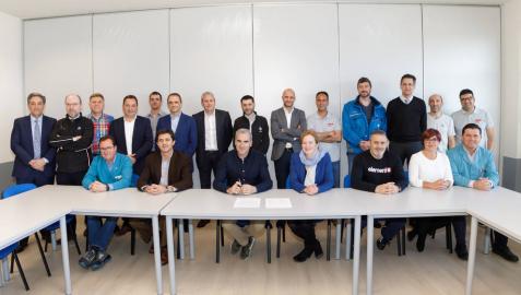 Firma del preacuerdo.