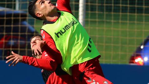 Osasuna abre la jornada 31 en Tenerife dispuesto a consolidar su liderato