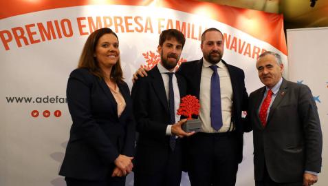 Grupo Enhol recibe el IV Premio Empresa Familiar de Navarra de Adefan