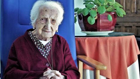 Inés Rodríguez, una centenaria que fue bordadora de la Institución Cunas