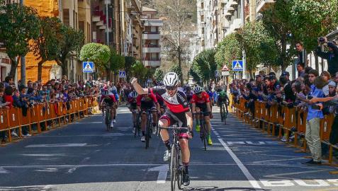 Carlos Ruiz gana el Memorial Cirilo Zunzarren de Estella