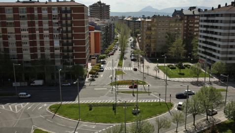 Navarra pierde seis años de impuestos del quinto accionista de El Corte Inglés