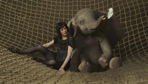 Eva Green y Colin Farrell protagonizan Dumbo, el remake que dirige Tim Burton