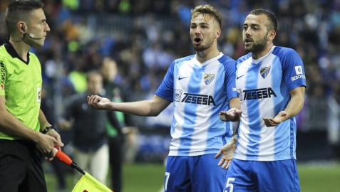 El Málaga no sale de su atasco como local