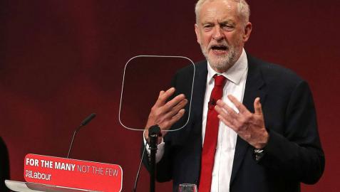 Corbyn pide a los tories que dejen al laborismo gestionar el 'Brexit'