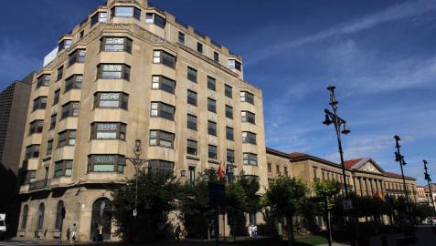 Los funcionarios navarros verán subir sus nóminas otro 0,25%
