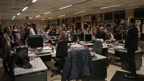 Rodaje de 'Crónica de una tormenta' en Diario de Navarra Fotos del rodaje de la película 'Crónica de una tormenta' en Diario de Navarra