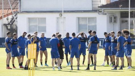 Arrasate expulsa del entrenamiento a Brandon y Aridane
