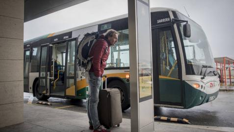 Solo el 4% de los viajeros del aeropuerto utiliza la villavesa
