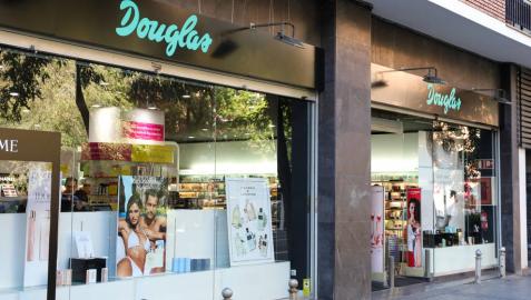 La dirección de Douglas y los sindicatos llegan a un preacuerdo tras la huelga
