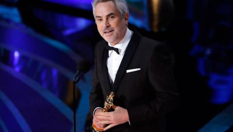 Alfonso Cuarón, tras recoger el premio de Mejor Dirección.