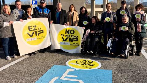 Campaña de Cocemfe para el buen uso del aparcamiento para discapacitados Campaña de Cocemfe para el buen uso del aparcamiento para discapacitados