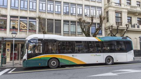 Usuarios de la línea 2 de villavesa proponen a la MCP una nueva parada