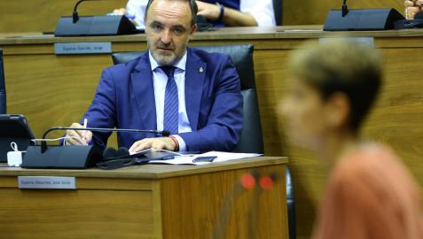 Chivite remite a Esparza a que se reúna con Alzórriz Chivite remite a Esparza a que se reúna con Alzórriz
