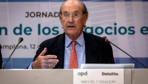 El vicepresidente de Institución Futuro, Miguel Canalejo, en la presentación del informe
