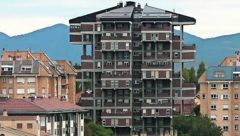 Controversia en Zizur por la rehabilitación de la urbanización Santa Cruz Controversia en Zizur por la rehabilitación de la urbanización Santa Cruz