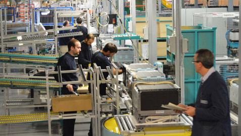 La planta de BSH en Esquíroz fabrica desde hoy lavavajillas compactos