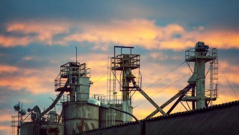 La industria de la eurozona, en recesión por primera vez desde 2013