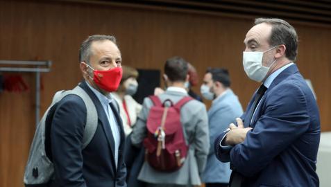 Esparza, a Chivite: “Nos escupe en la mano cada vez que se la tendemos” Esparza, a Chivite: “Nos escupe en la mano cada vez que se la tendemos”