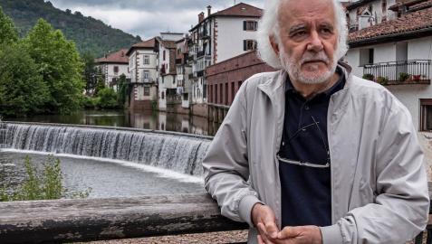Ramón Andrés: “No podemos dejar la política en manos de los políticos”