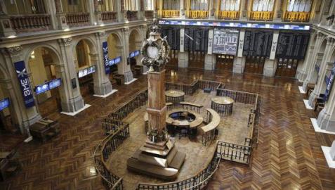 Interior de la Bolsa de Madrid. Interior de la Bolsa de Madrid.