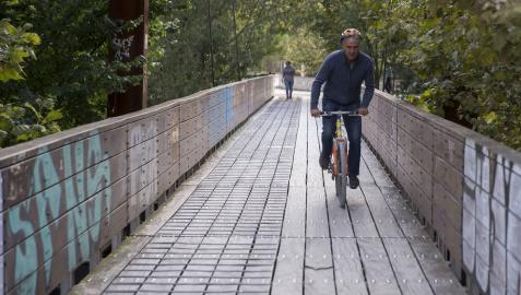 ¿Es posible la convivencia entre bicicletas, patinetes y coches?