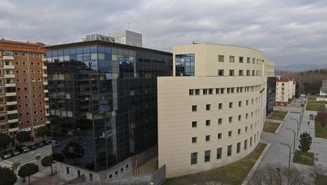 Piden 38 años a un exfiscal por defraudar a Hacienda