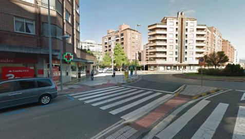 Atropellado un hombre de 86 años en la calle Irunlarrea de Pamplona Atropellado un hombre de 86 años en la calle Irunlarrea de Pamplona