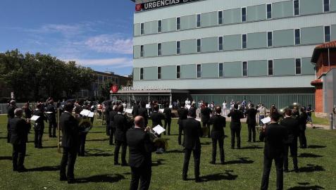 Música de La Pamplonesa este 7 de julio en el exterior del CHN