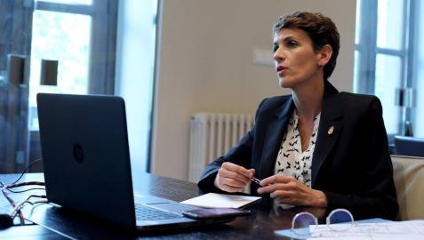María Chivite: María Chivite: