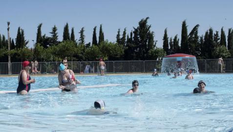 Verano a remojo en la totalidad de las piscinas de la Zona Media