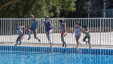 Piscinas de 27 municipios reciben a los bañistas en Tierra Estella