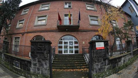 Una fundación pública para gestionar los COA y los centros sociales de Tudela y Estella