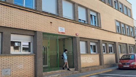 Casi 300 escolares de 11 colegios se encuentran confinados tras el inicio del curso Casi 300 escolares de 11 colegios se encuentran confinados tras el inicio del curso
