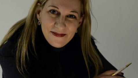 Saenz de Urturi: “Escribo novelas mestizas, no me caso con ningún género”