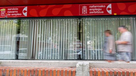 El paro registrado en febrero baja en 522 personas en Navarra