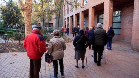 Hacienda recorta la paga extra de 75.000 pensionistas