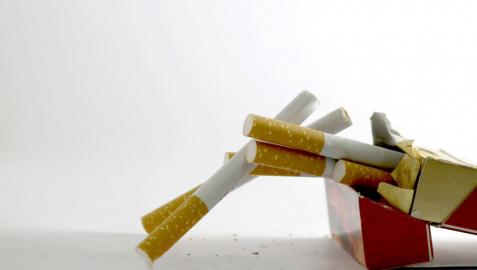 Hacienda ingresa 75 millones al año por el tabaco que se vende a franceses Hacienda ingresa 75 millones al año por el tabaco que se vende a franceses