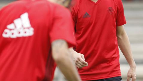 Álex Berenguer se queda