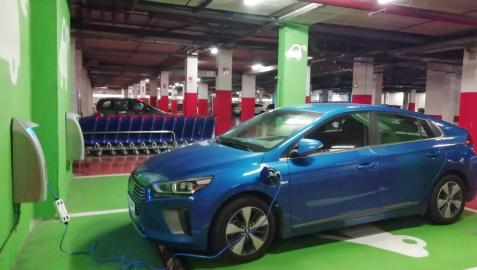 El coche eléctrico dice '¡pruébame!' este viernes y sábado en Baluarte
